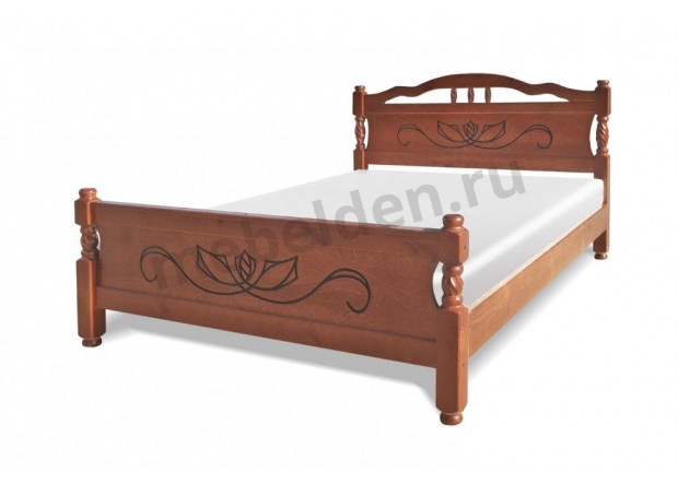 Деревянная кровать двуспальная МД-055 резная